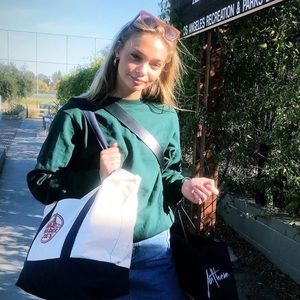 Meet your Posher, Karie